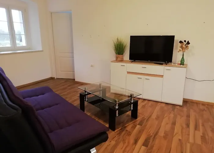 Land شقة غراتكورن